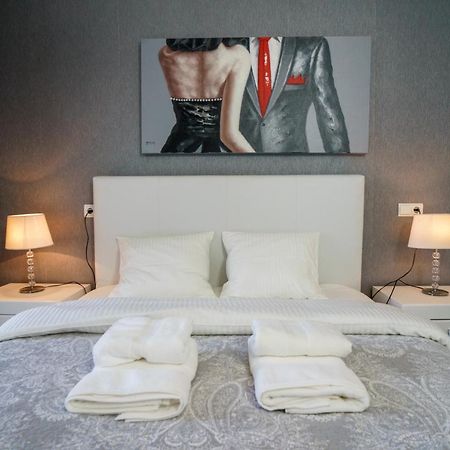 El Lago De Los Arqueros 2 Bedrooms Penthouse En Benahavis Luaran gambar