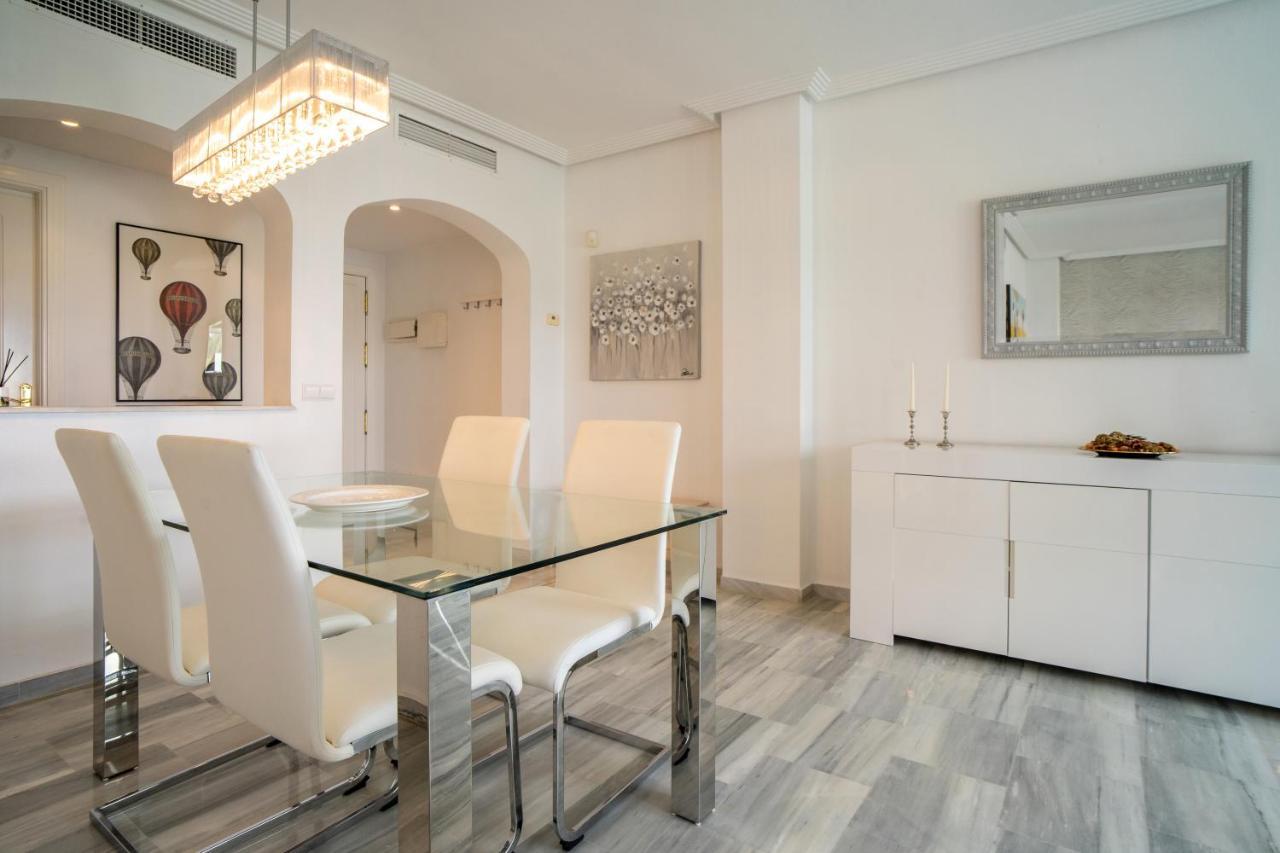 El Lago De Los Arqueros 2 Bedrooms Penthouse En Benahavis Luaran gambar
