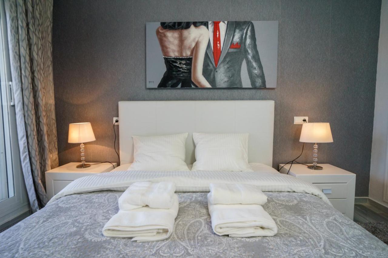 El Lago De Los Arqueros 2 Bedrooms Penthouse En Benahavis Luaran gambar